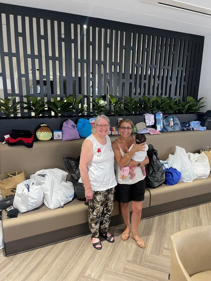 Residents help turn plastic bags into suitcases of hope 