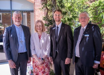 9b28f14c-2b1e-407f-a2e5-38343ece9c7f