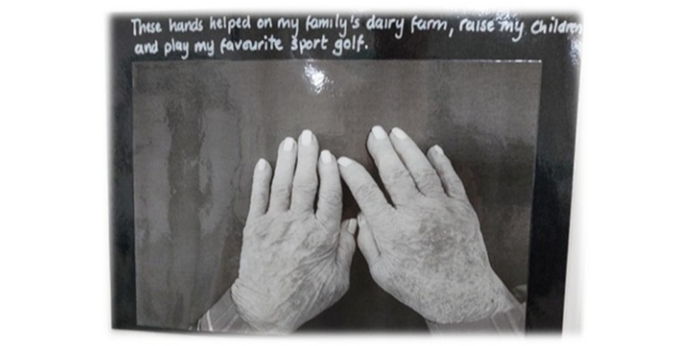 Hand 3.png