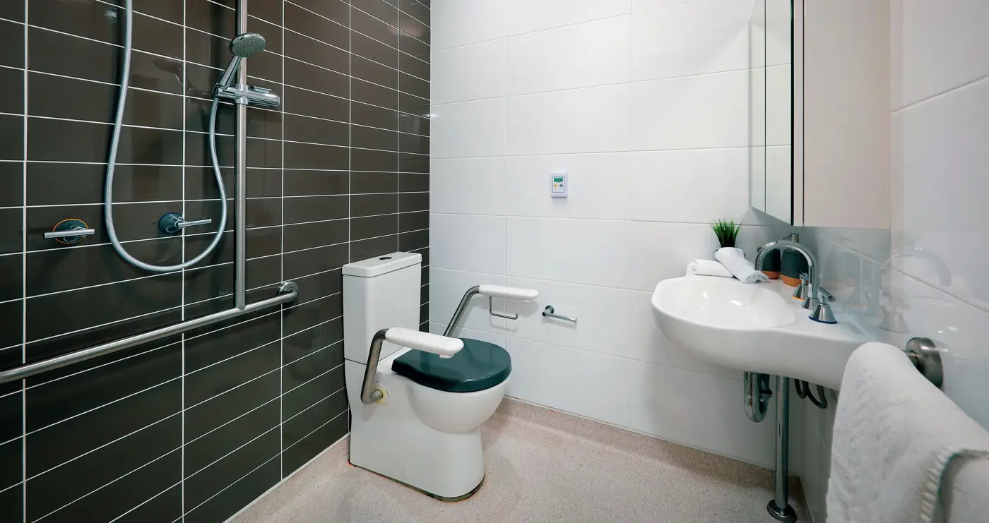 20210623-stjames_matraville_bathroom.jpg